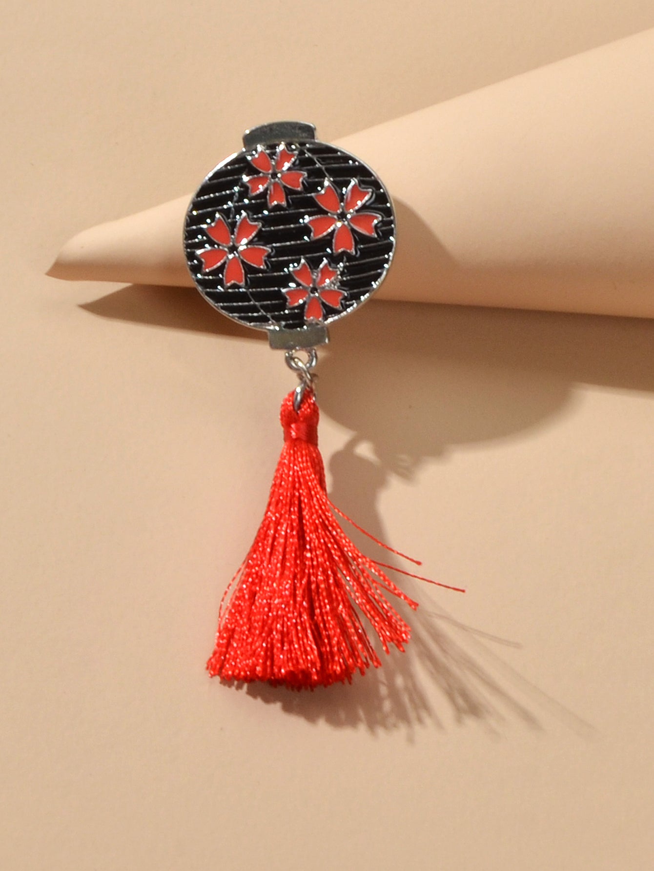 Chinese Ethnic Style Red Flower Black Lantern Brooch with Tassel Lapel Pin Badge