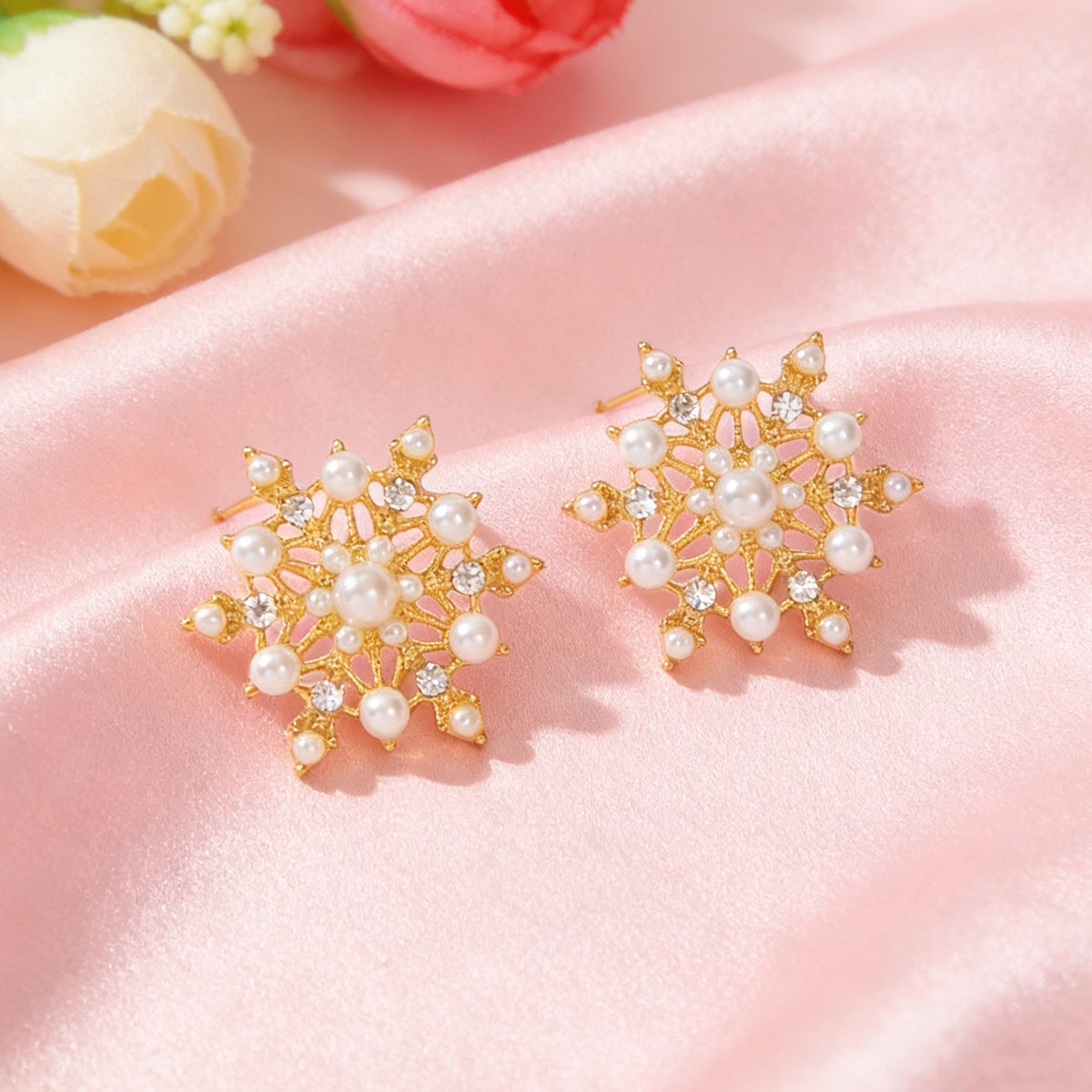 Pearl Rhinestone Gold Snowflake Stud Earrings Women Christmas Party Decoration