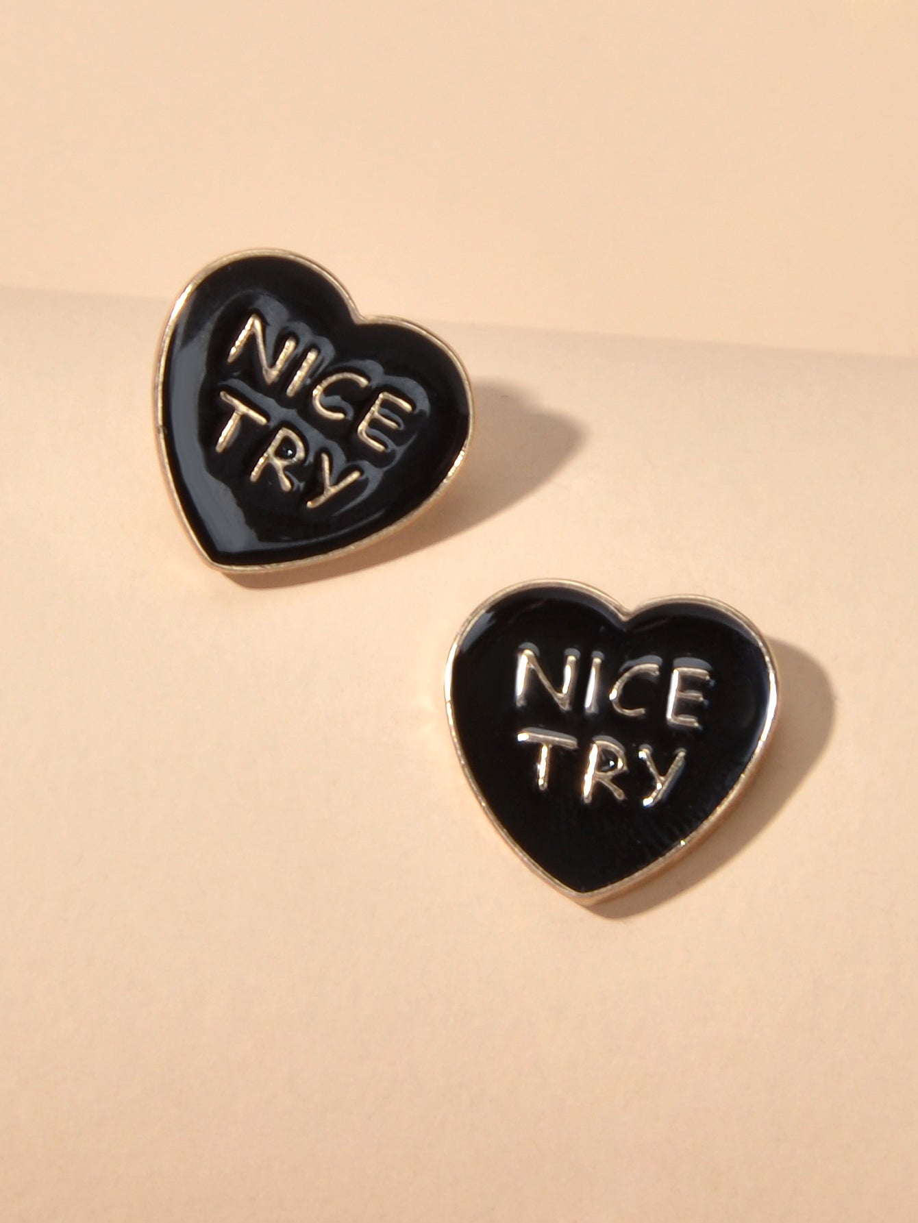 2pairs Retro Accessories Black Enamel Letters Heart Gold Round Stud Earrings Set