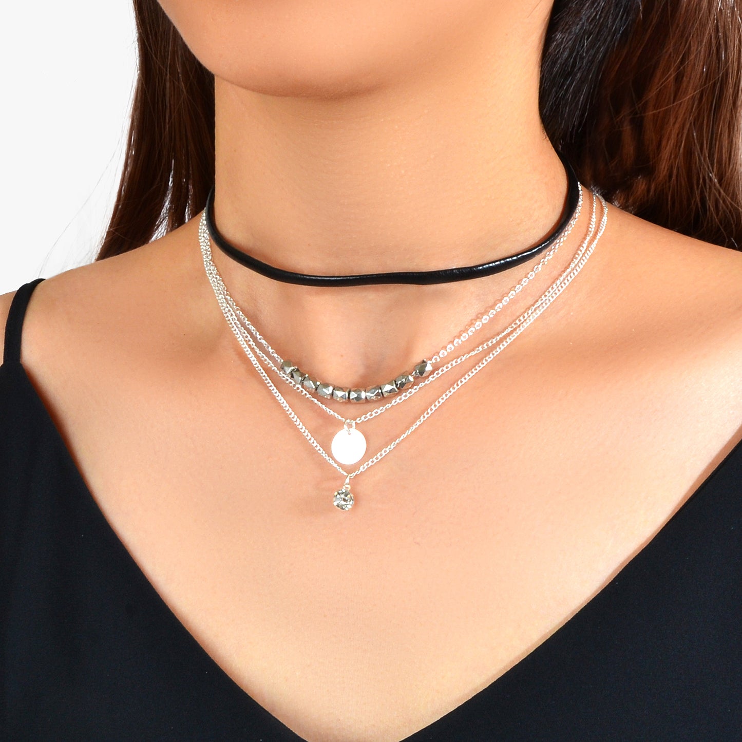 Punk Style 4pcs 90s Black Pu Leather Choker Gold Chain Round Disc Charm Necklace