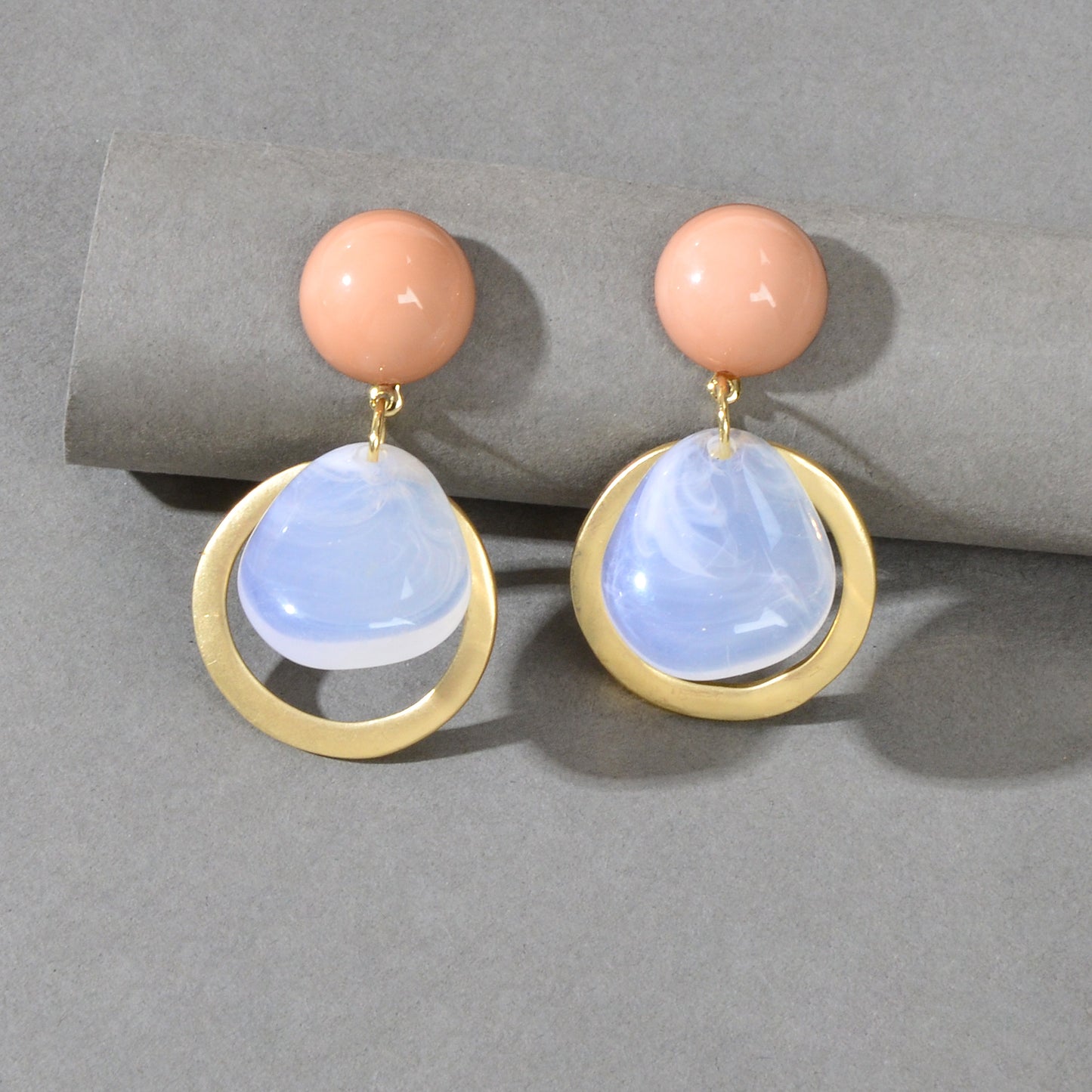 Elegant Round Water Drop Beads Gold Circle Dangle Hypoallergenic Stud Earrings