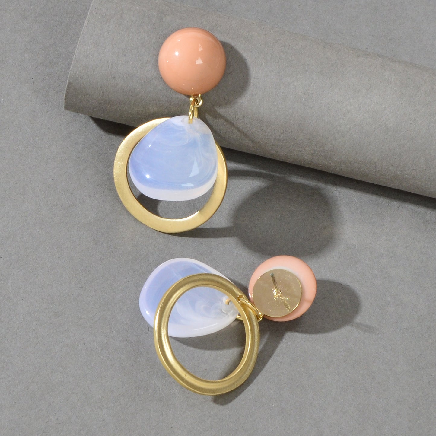 Elegant Round Water Drop Beads Gold Circle Dangle Hypoallergenic Stud Earrings