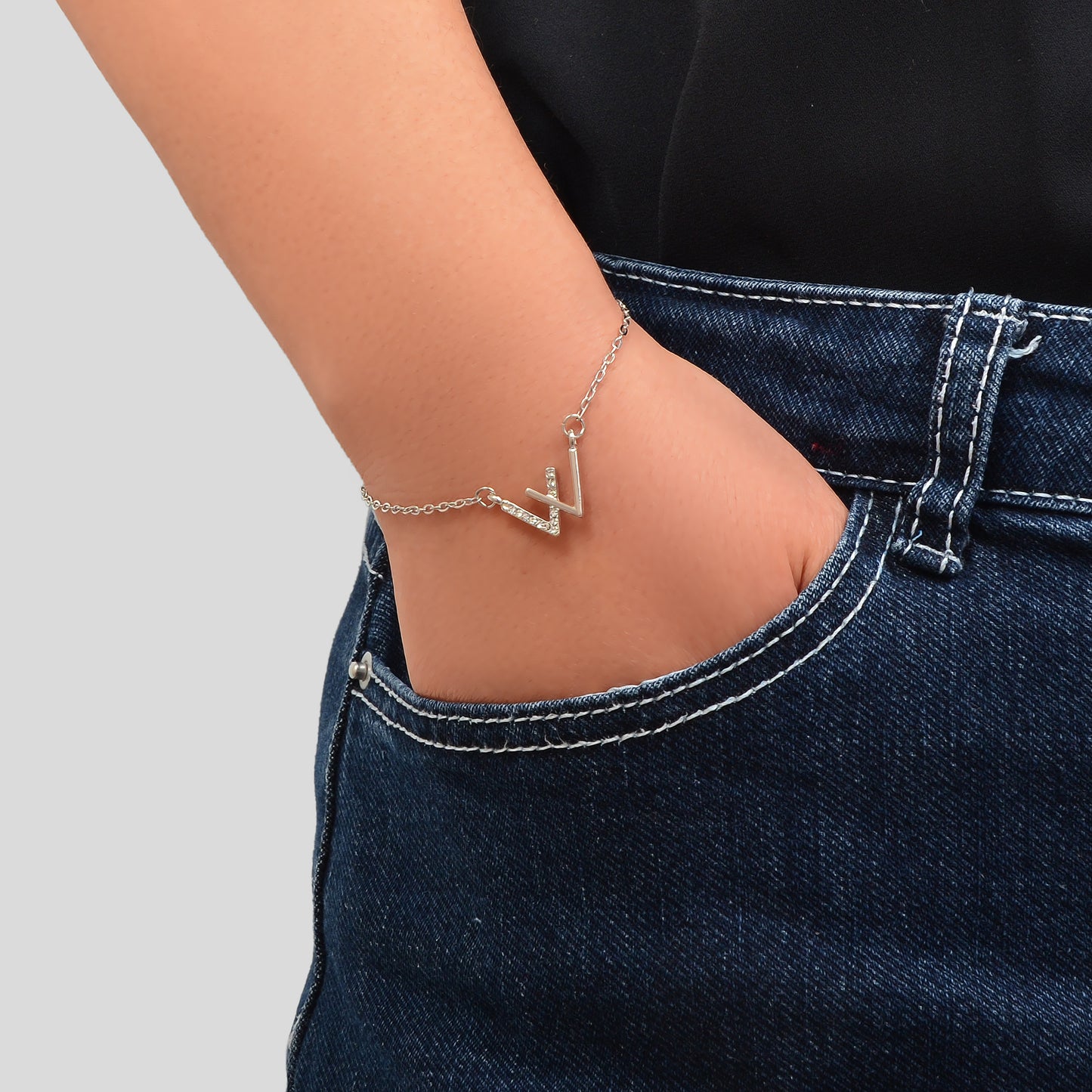 Silvery Chain Rhinestone Decor Geometric Charm Bracelet Women Party Daily Jewelry