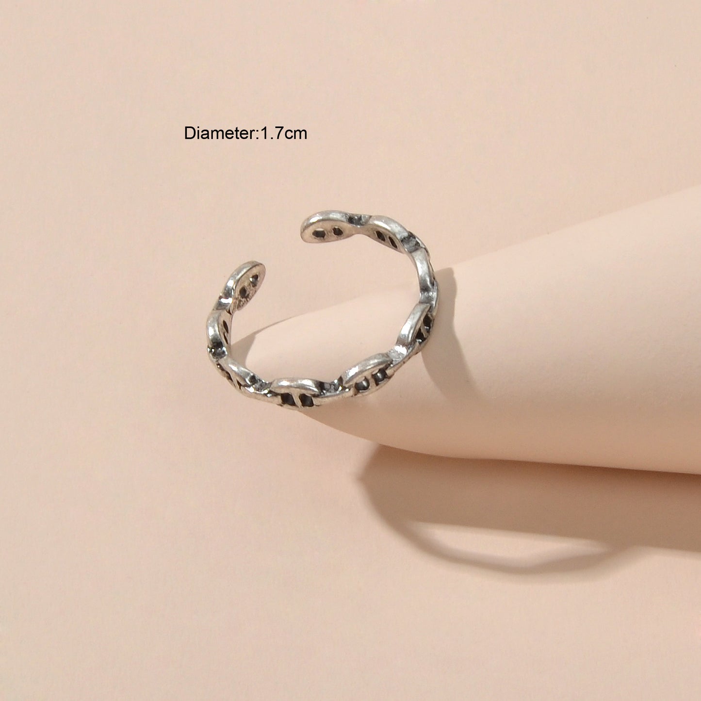 Minimalist Design Silver Metal Finish Lock Link Cool Punk Goth Open Finger Ring