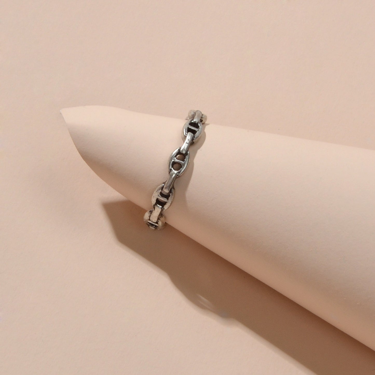 Minimalist Design Silver Metal Finish Lock Link Cool Punk Goth Open Finger Ring
