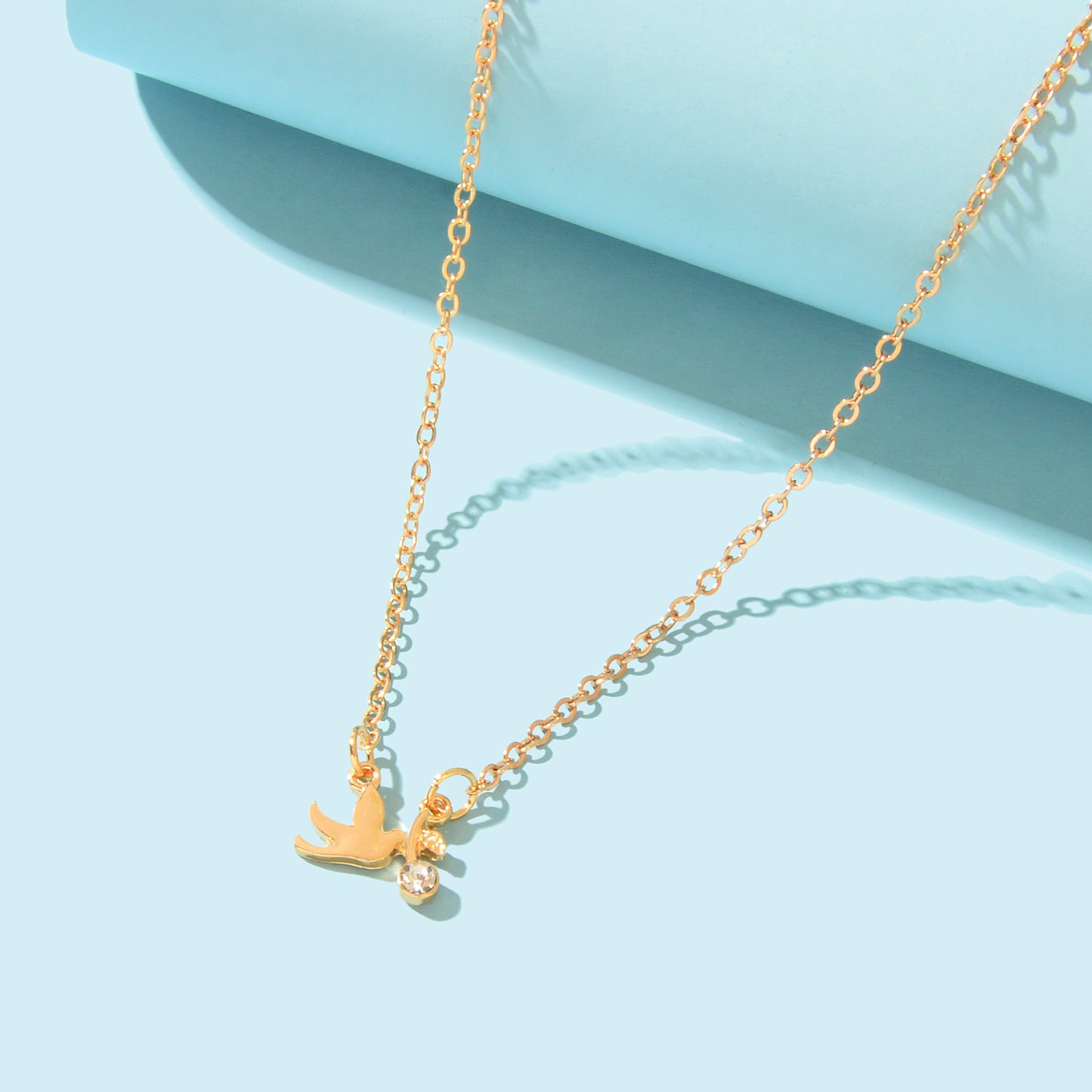 Engagement Gift Jewelry Golden Chain Rhinestone Decor Bird Pendant Necklace