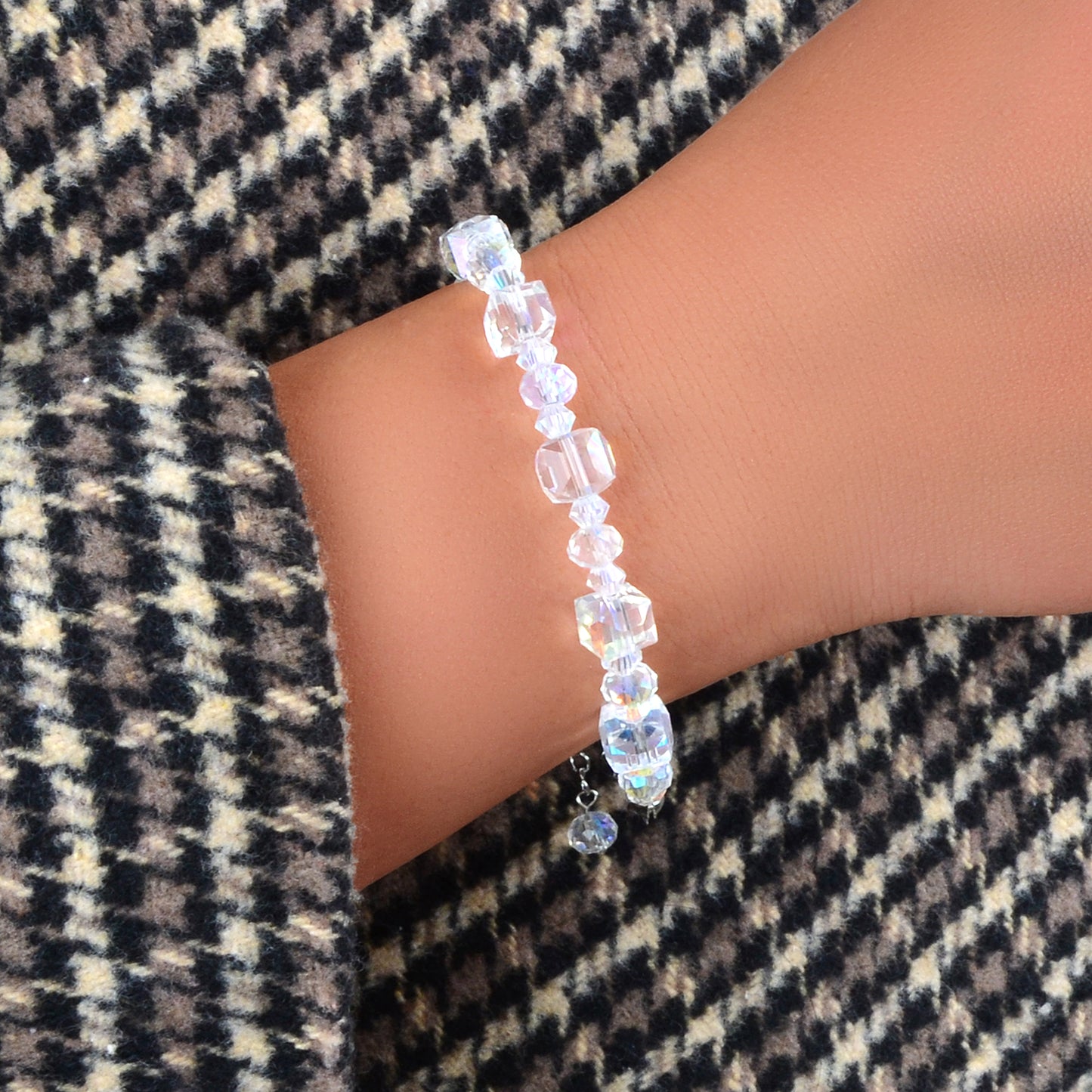 Female Jewelry Handmade Transparent Round Square Bead Bangle Bracelet Collection