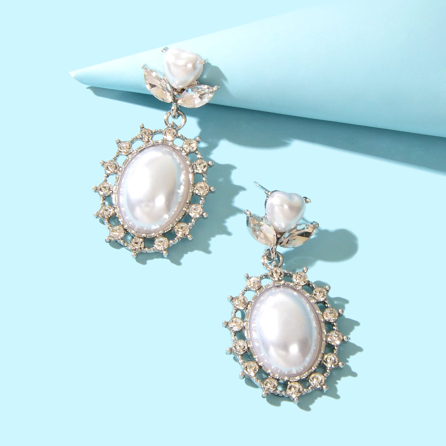 High Quality Imitation Pearl and Rhinestone Decor Dangle Earrings Party Prom Jewelry