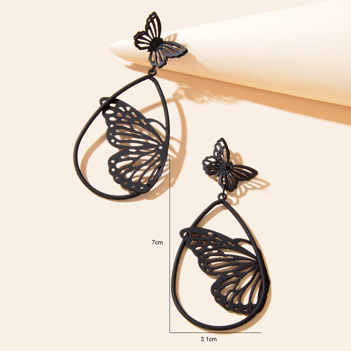 New Retro Black Hollow Butterfly Water Drop Earrings Party Decoration for Women