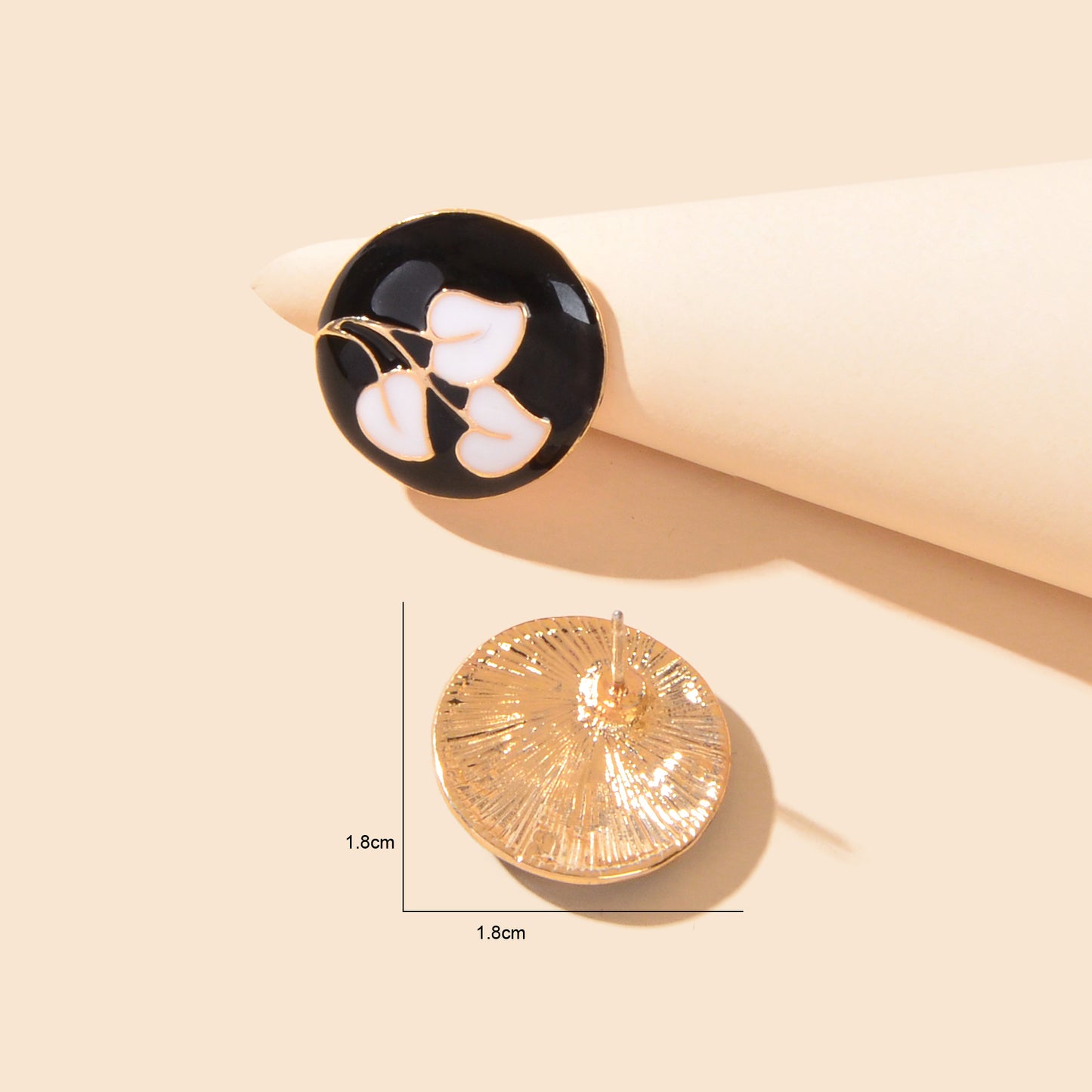 Retro Party Daily Jewelry Women White Leaf Black Round Enamel Stud Earrings