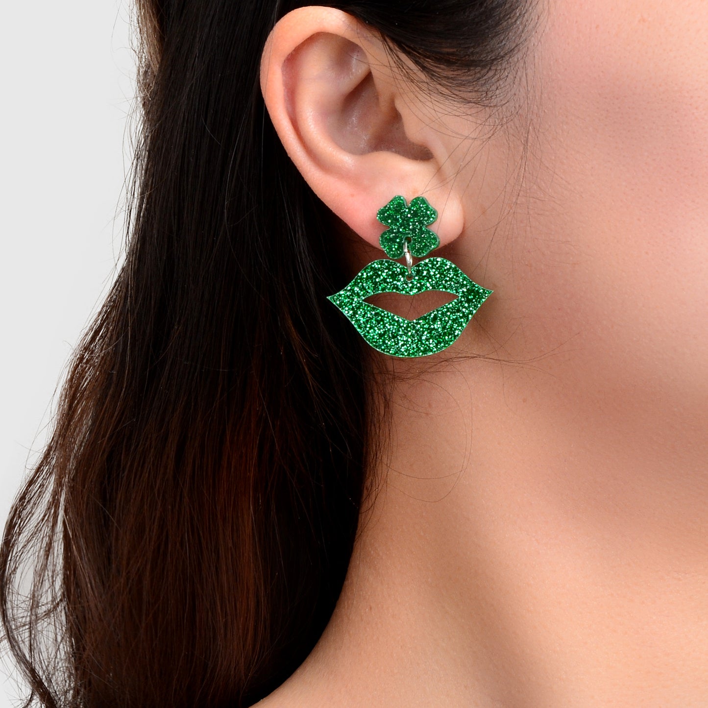 Shining Green Acrylic Lip Clover Pendant Stud Women Earrings Personality Jewelry