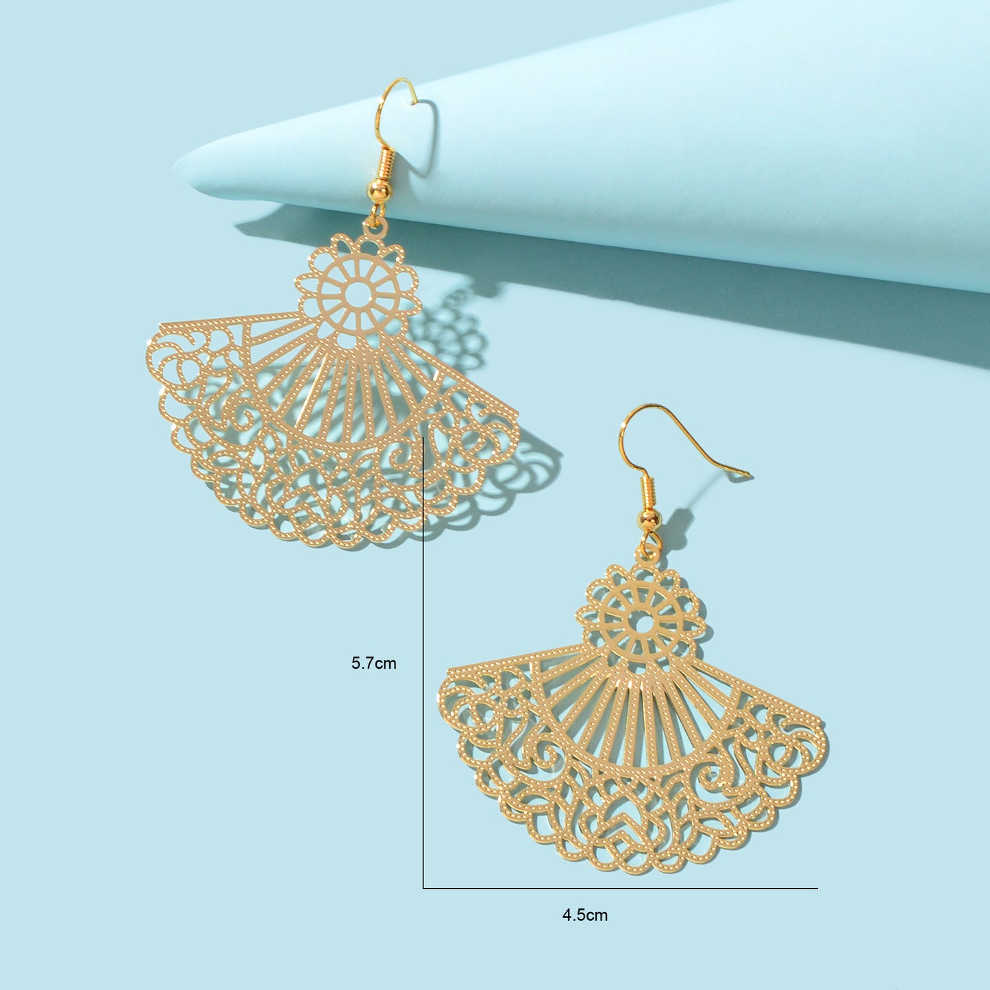 Vintage Royal Golden Hollow Flower Fan Shape Dangle Drop Earrings Elegant Weddings Party Vacation Jewelry