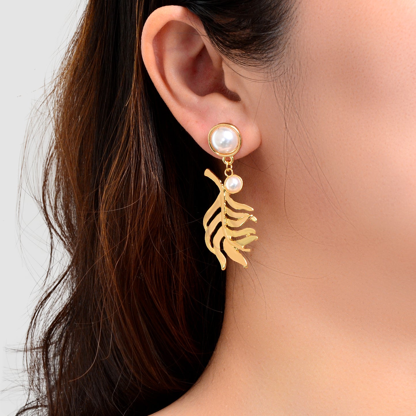 Fashion Party Daily Jewelry Imitation Pearl Decor Golden Leaf Design Metal Dangle Earrings