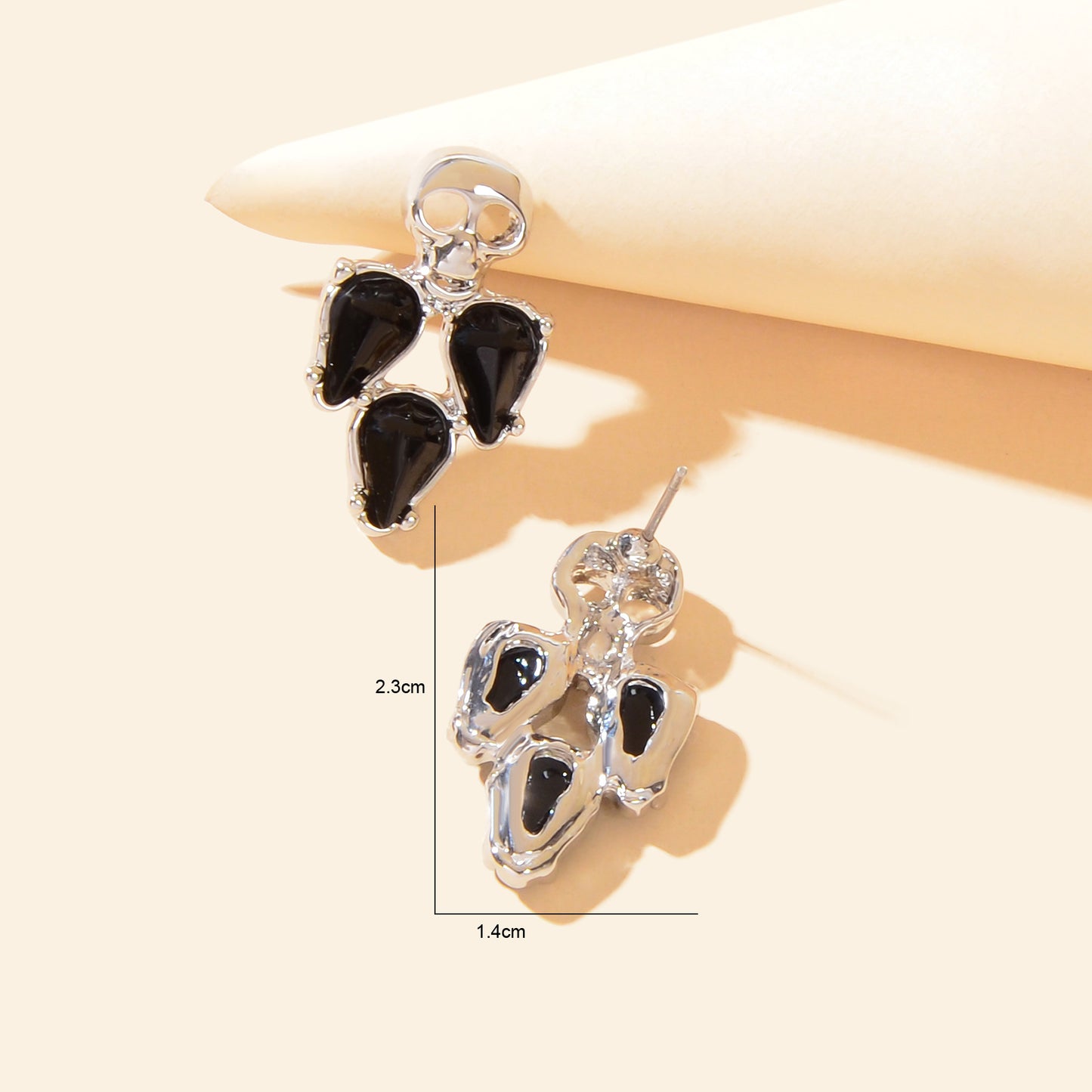 Punk Rock Style Black Water Drop Silvery Skull Stud Earrings Fashion Jewelry