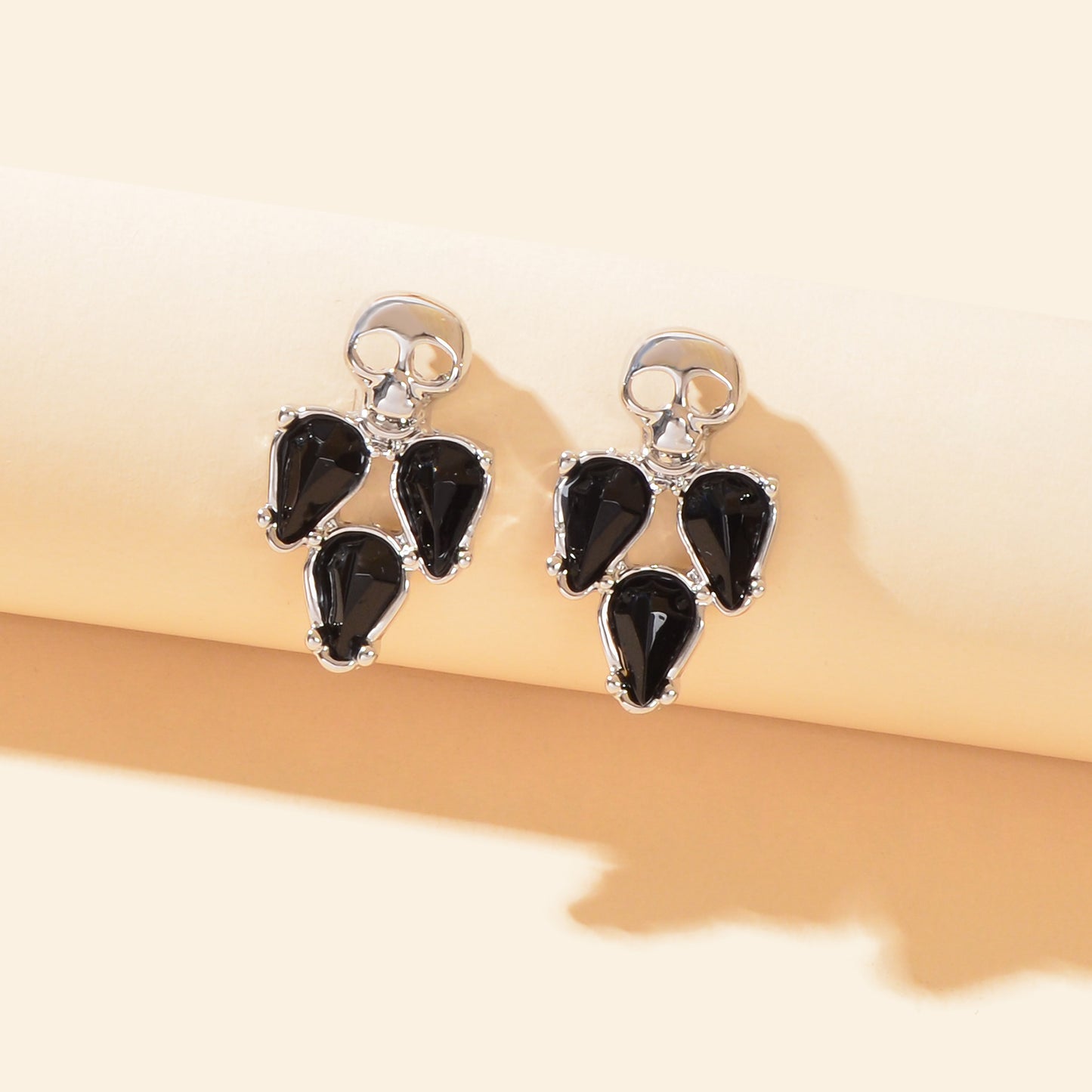 Punk Rock Style Black Water Drop Silvery Skull Stud Earrings Fashion Jewelry