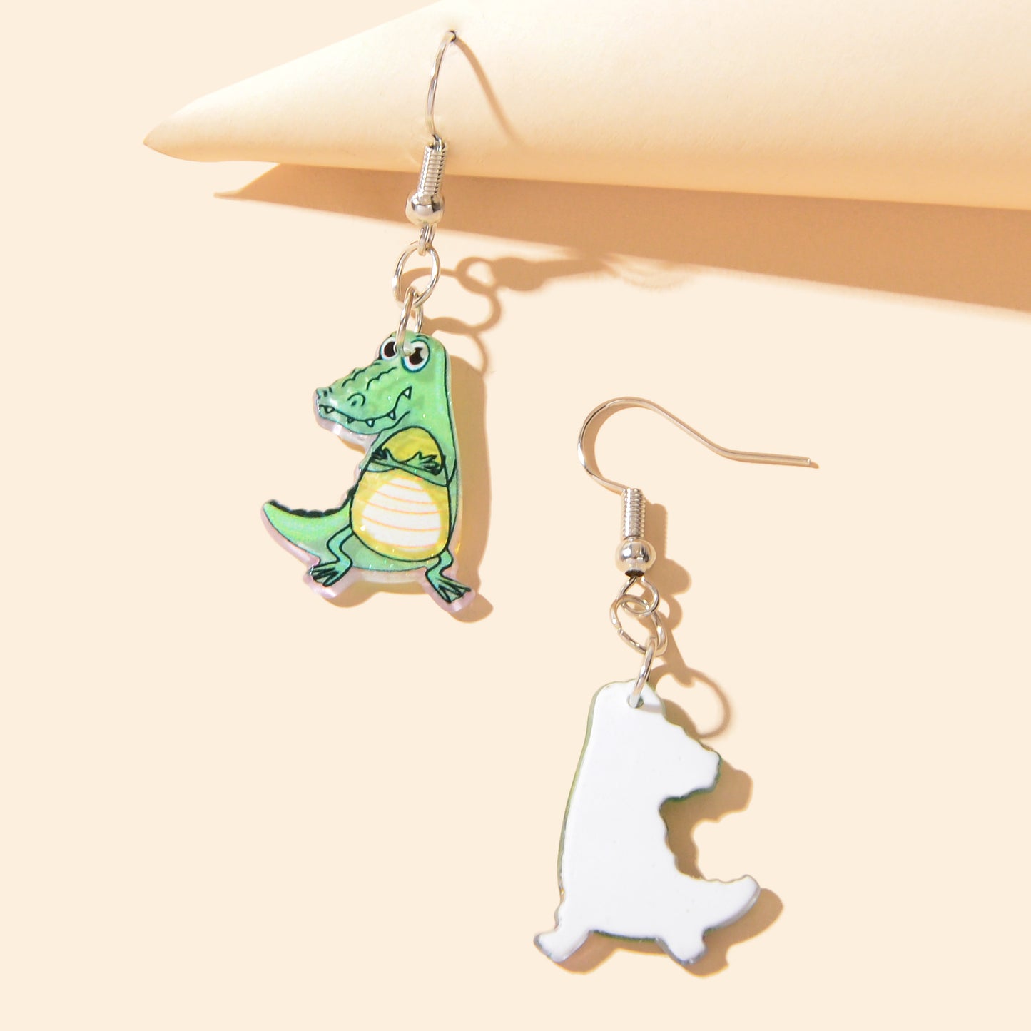Personality Jewelry Cute Cartoon Design Green Acrylic Dinosaur Dangle Earrings