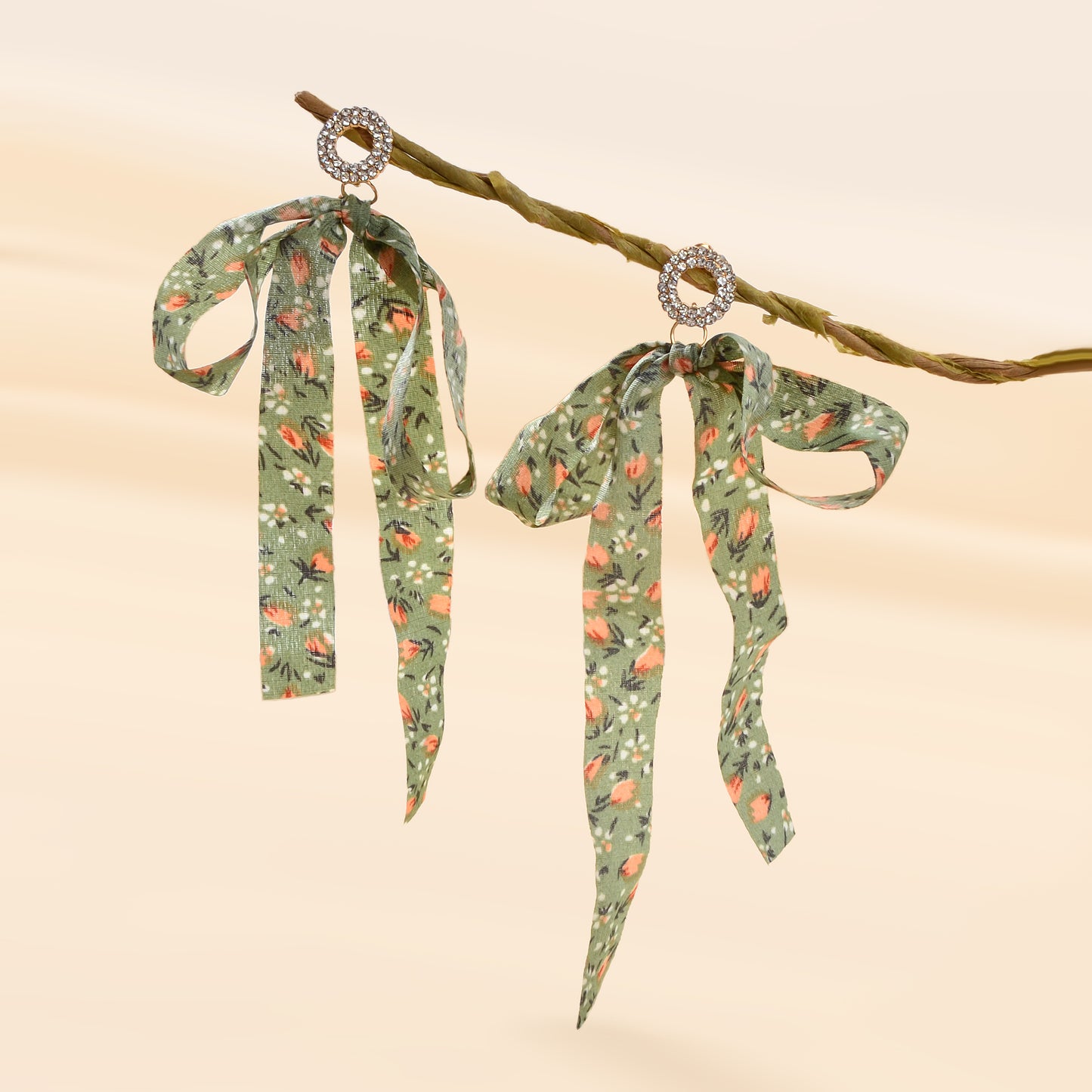 Rural Rhinestone Circle Flower Pattern Fabric Bow Dangle Earrings Beach Vacation Photoshoot Jewelry