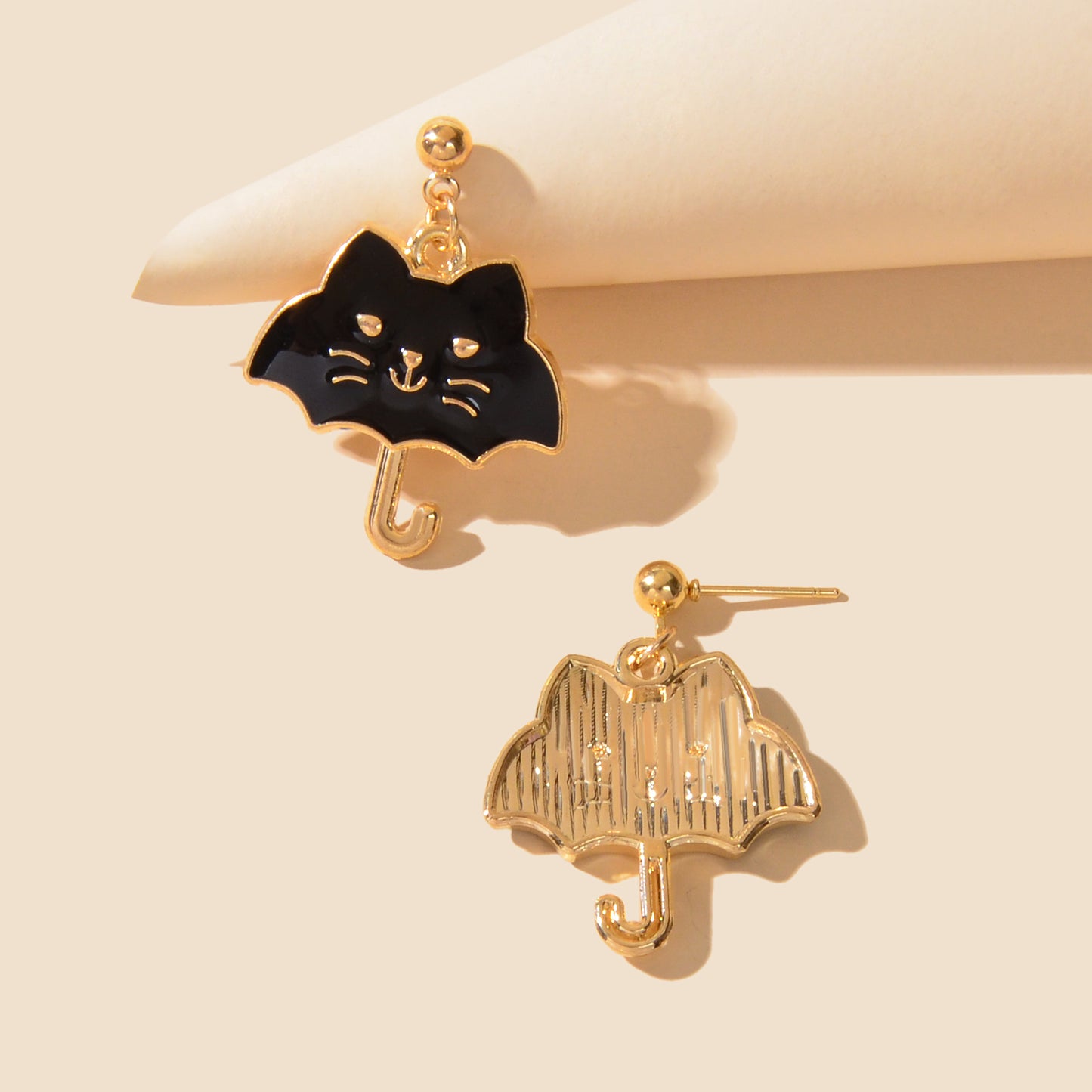 Cute Funny Black White Enamel Umbrella Cat Cartoon Animal Kitten Stud Earrings