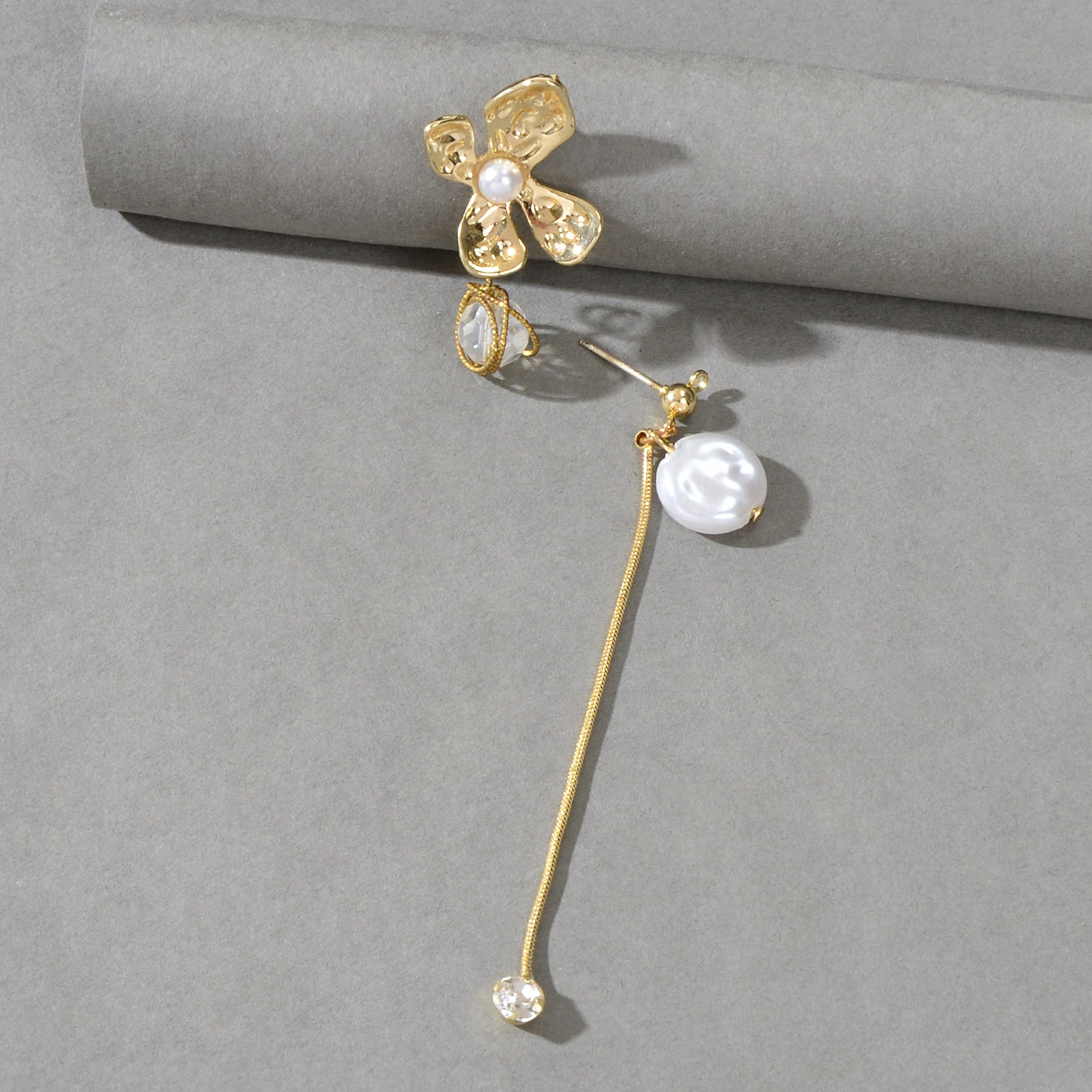 Delicate Rhinestone Long Chain Tassel Gold Flower Asymmetrical Stud Earrings