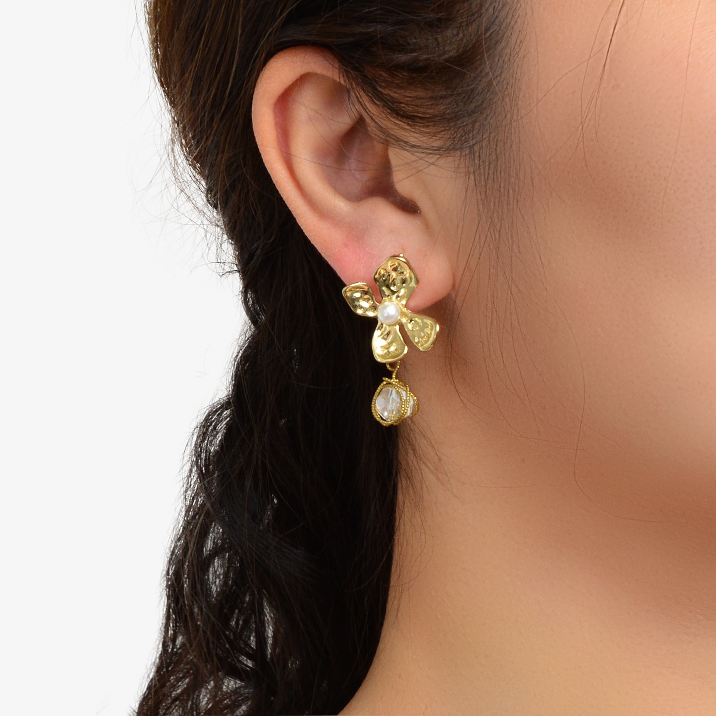 Delicate Rhinestone Long Chain Tassel Gold Flower Asymmetrical Stud Earrings