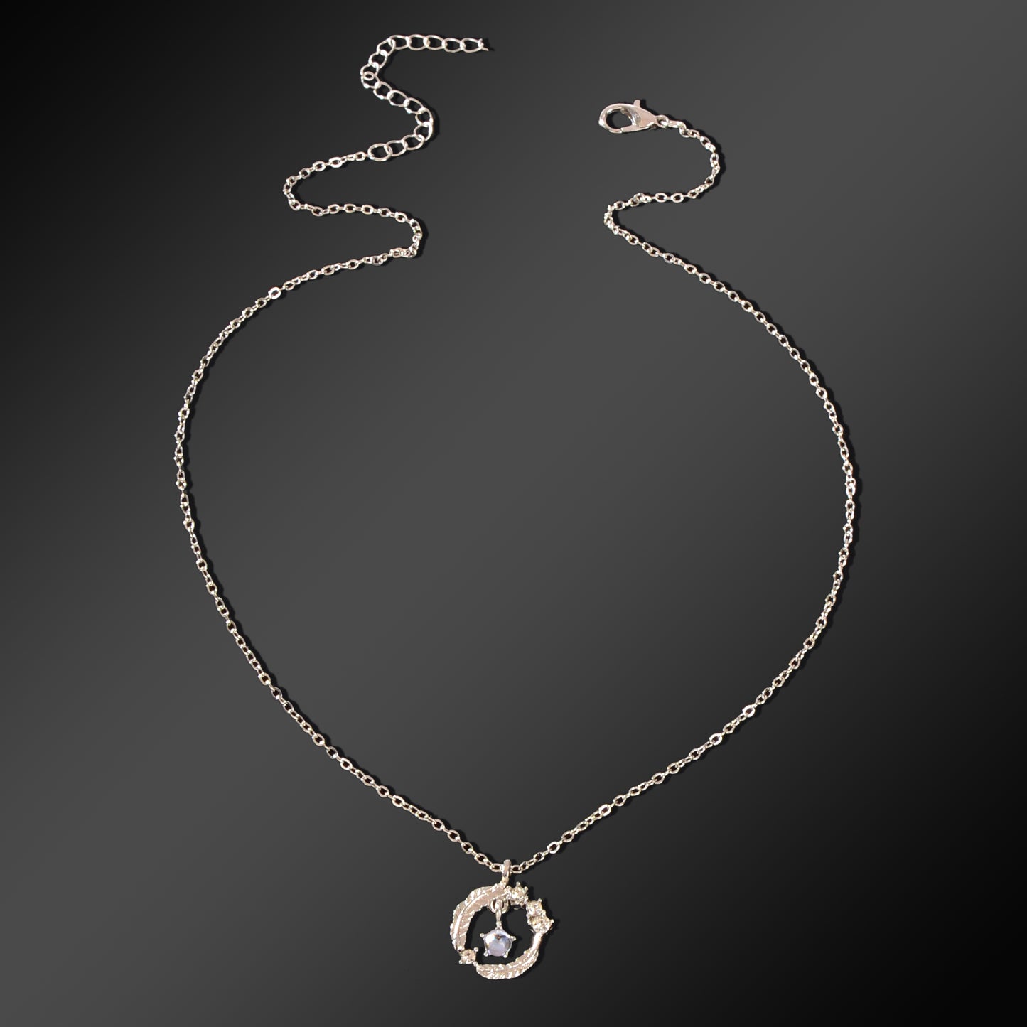Festival Jewelry Gift Silvery Chain Rhinestone Decor Circle Pendant Necklace for Women