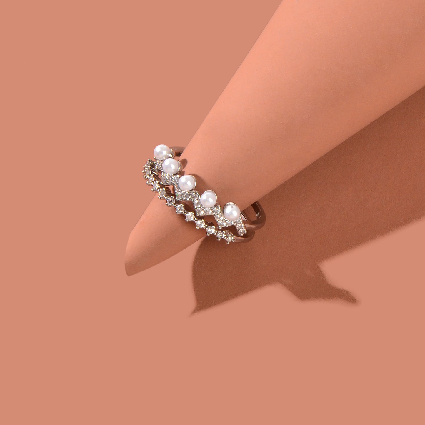 Luxurious Wedding Engagement Jewelry Imitation Pearl Rhinestone Decor Silvery Finger Ring