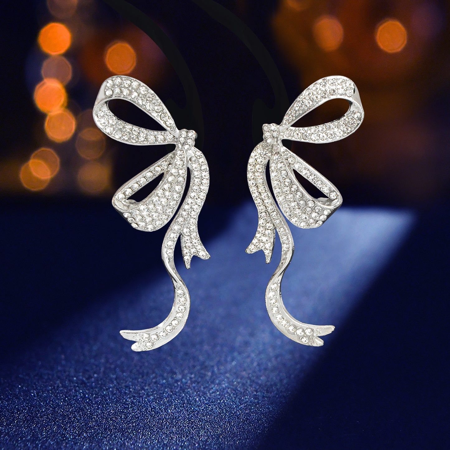 Luxurious Rhinestone Decor Silvery Bow Stud Earrings for Women Banquet