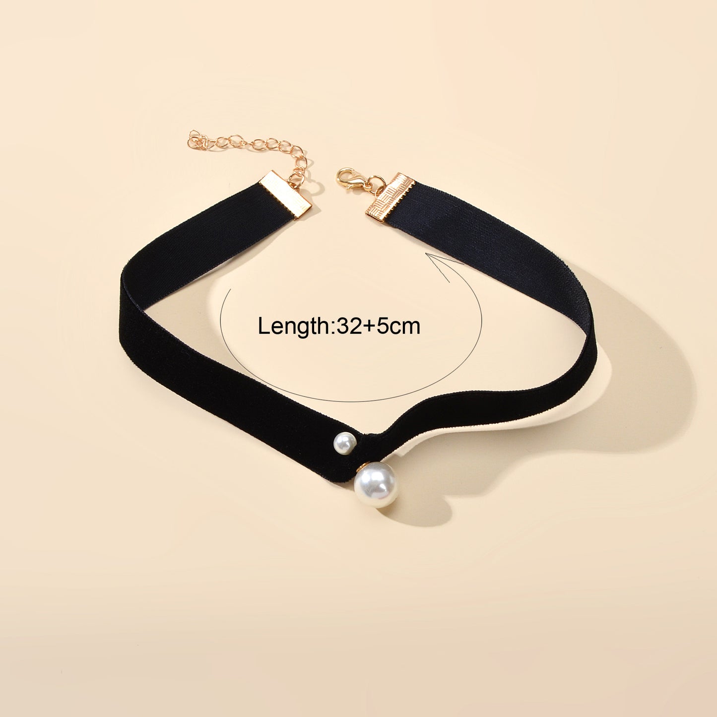 Retro Style 90s Pearl Black Velvet Tattoo Choker Teens Necklace Short Collar