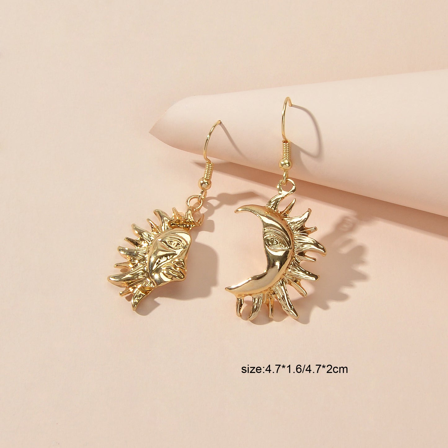 Personality Creative Irregular Metal Sun Face Asymmetric Cool Statement Earrings