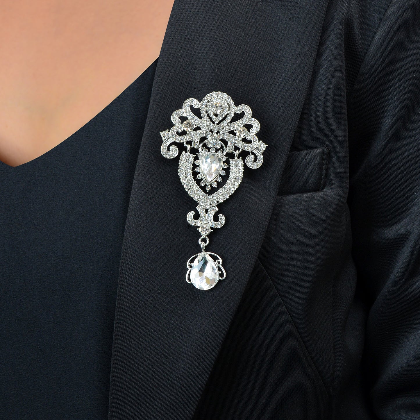 Luxurious Rhinestone Decor Silvery Flower Water Drop Design Brooch Pin Women Banquet Jewelry Accessories