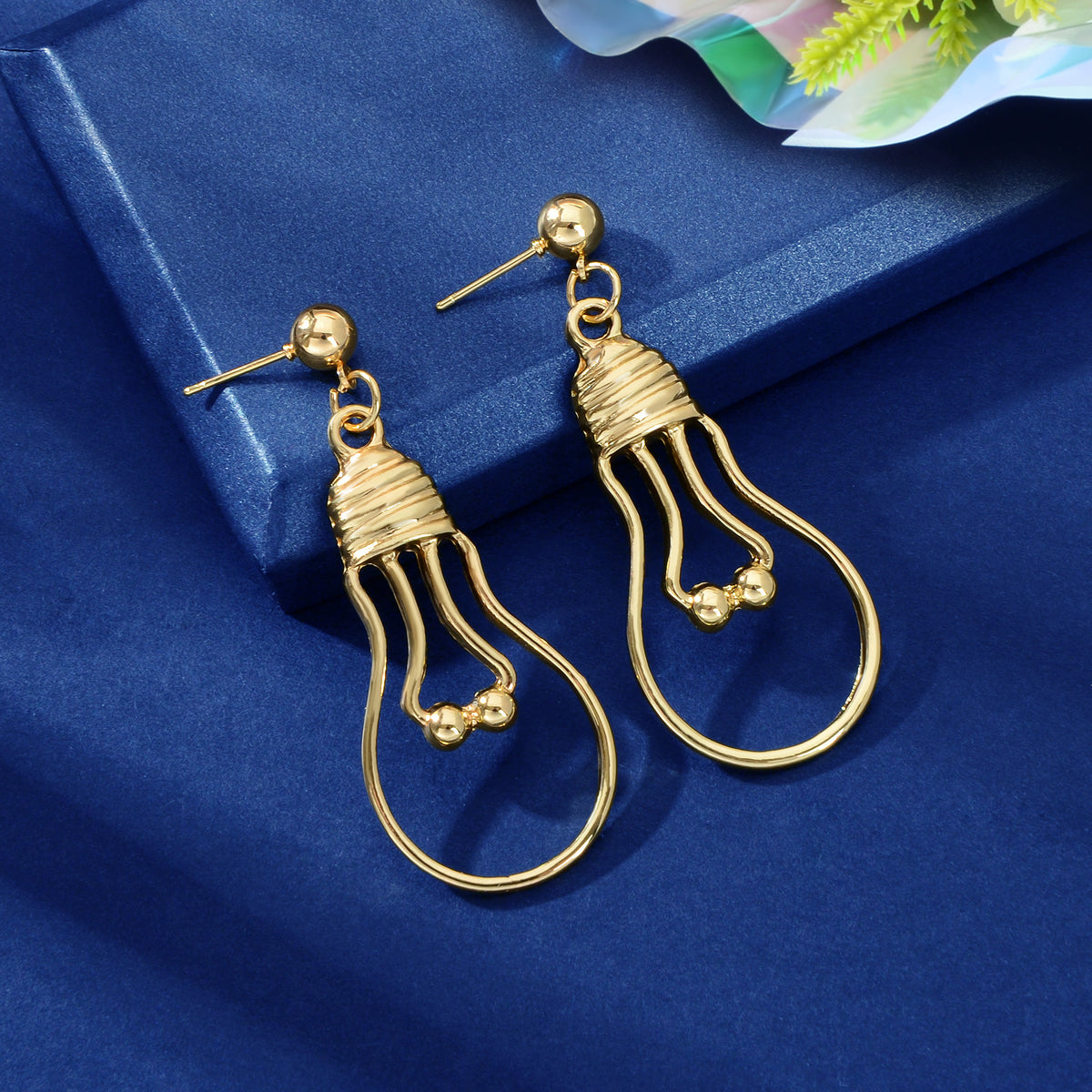Punk Jewelry Gold Silver Metal Light Bulb Drop Statement Stunning Stud Earrings
