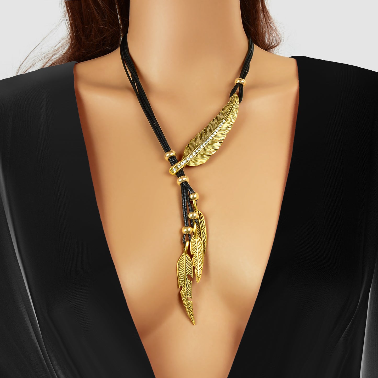 1pc Western Bohemian Black PU Rope Handmade Antique Silver gold Feather Pendant Necklace Women Holiday Jewelry