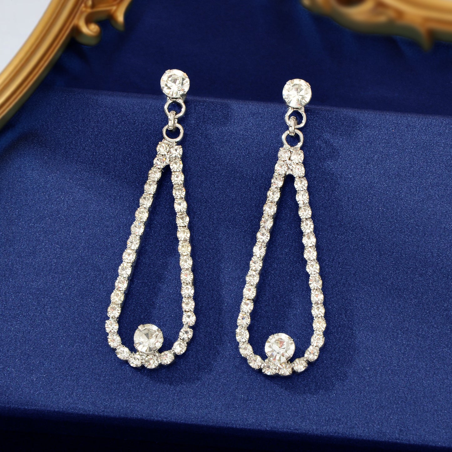 Luxurious Anniversary Wedding Jewelry Rhinestone Decor Silvery Water Drop Earrings