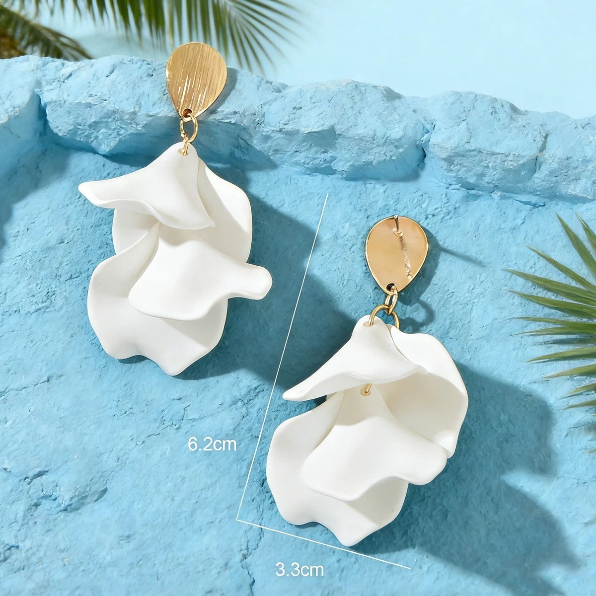 Boho White Petal Flower Dangle Earrings Summer Beach Wedding Vacation Jewellery