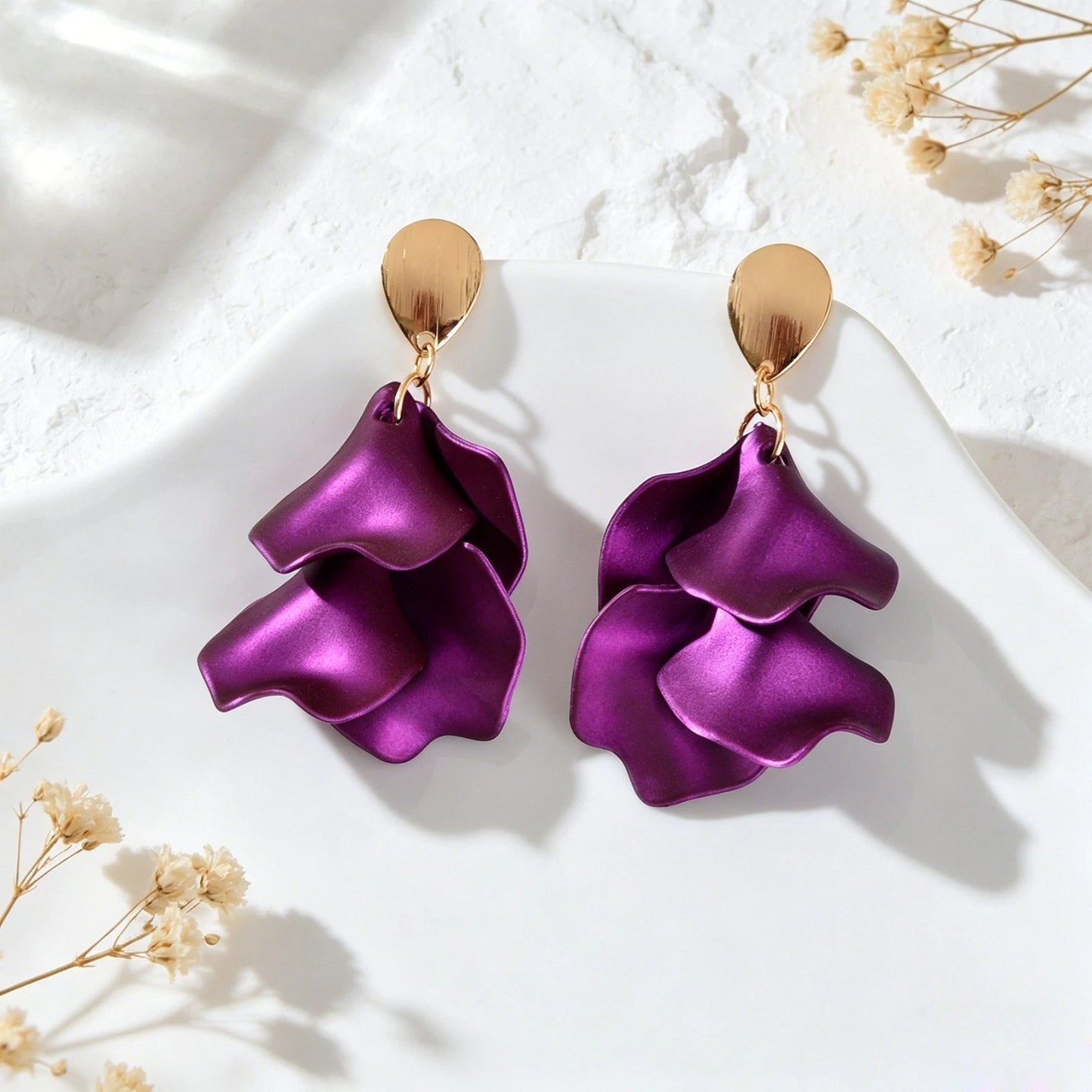 Boho White Petal Flower Dangle Earrings Summer Beach Wedding Vacation Jewellery