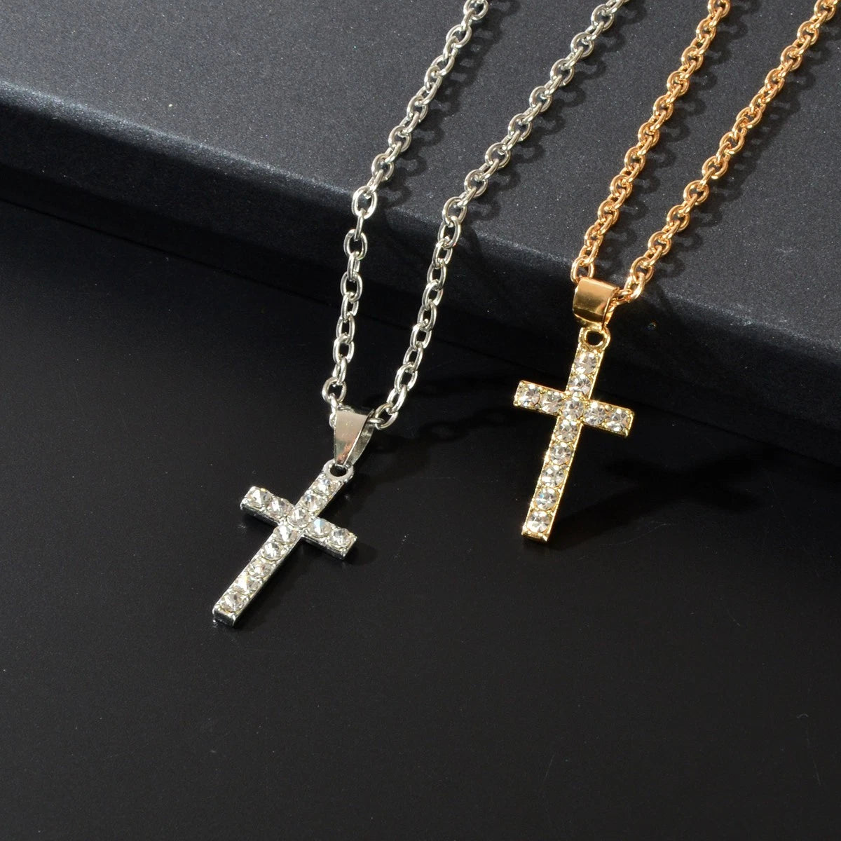 2 pcs Men Gold Silver Chain Rhinestone Decor Cross Pendant Necklaces set