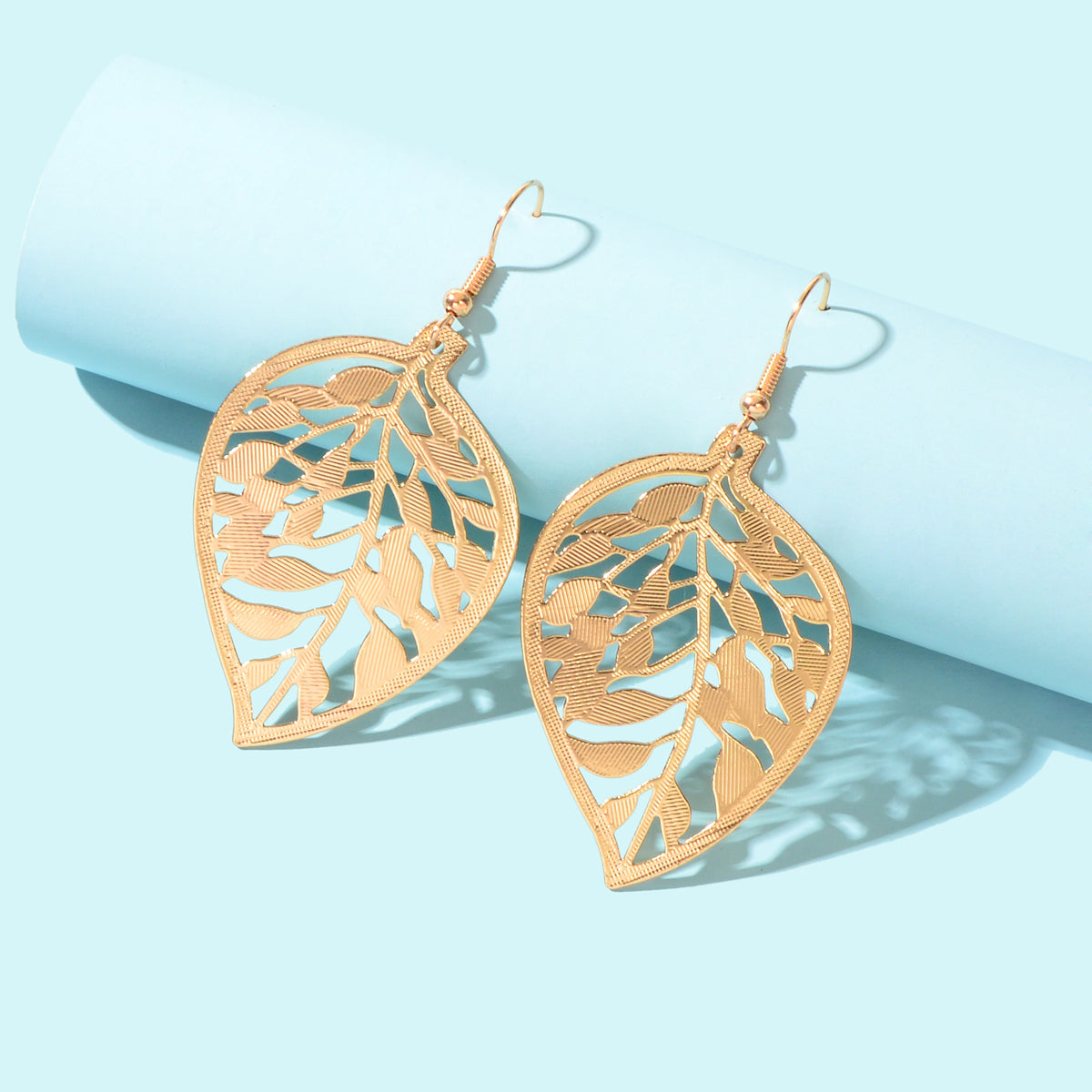 Ladies Jewellery Hollow Gold Metal Leaf Dangle Chunky Earrings for Women Party