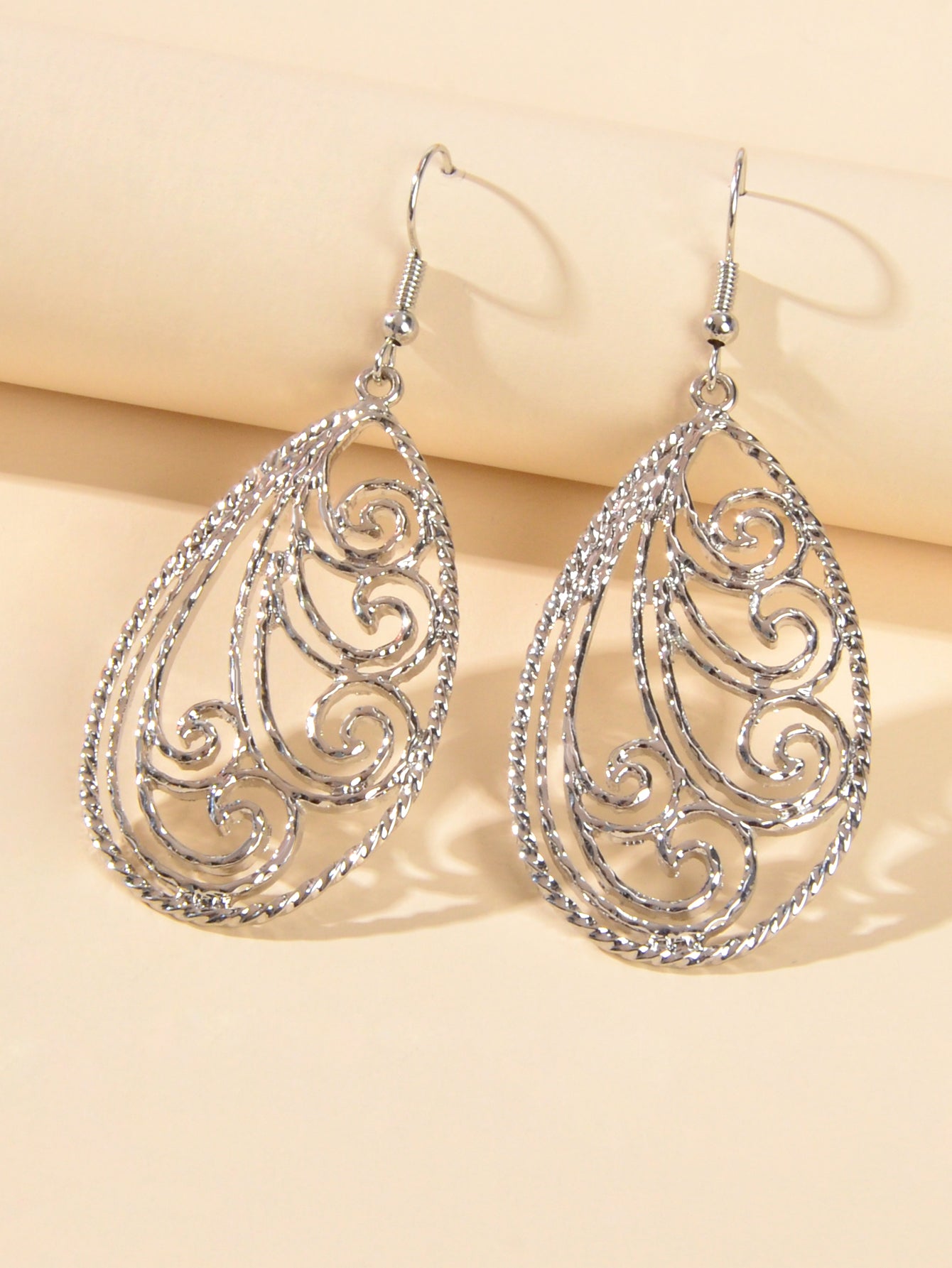 Party Decoration Women Gold Silver Hollow out Flower Water Drop Dangle Earrings