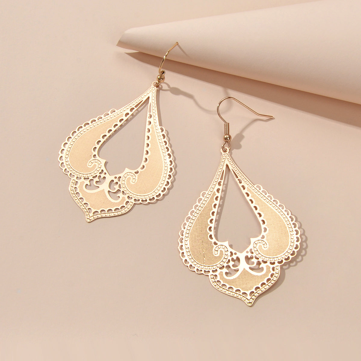 Retro Jewelry Gold Geometric Drop Chandelier Earring Wholesale Price Accessories