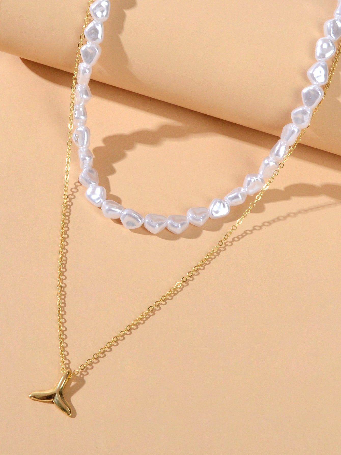 Textured Accessories Double layer Chain Pearl Choker Fish Tail Pendant Necklace