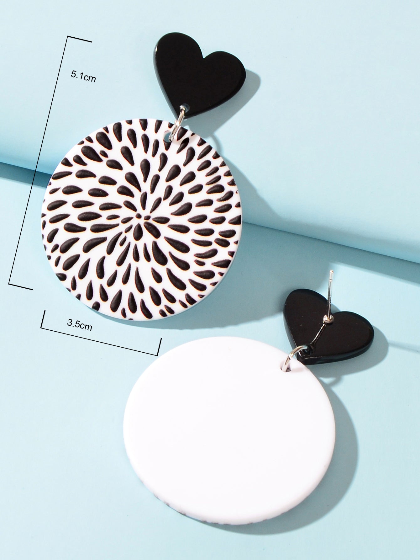 Boho Retro White Black Geometric Pattern Heart Round Acrylic Holiday Earrings
