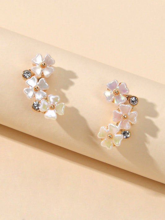 Dainty Gifts Women Girls Lightweight Rhinestone White Flower Cute Stud Earrings