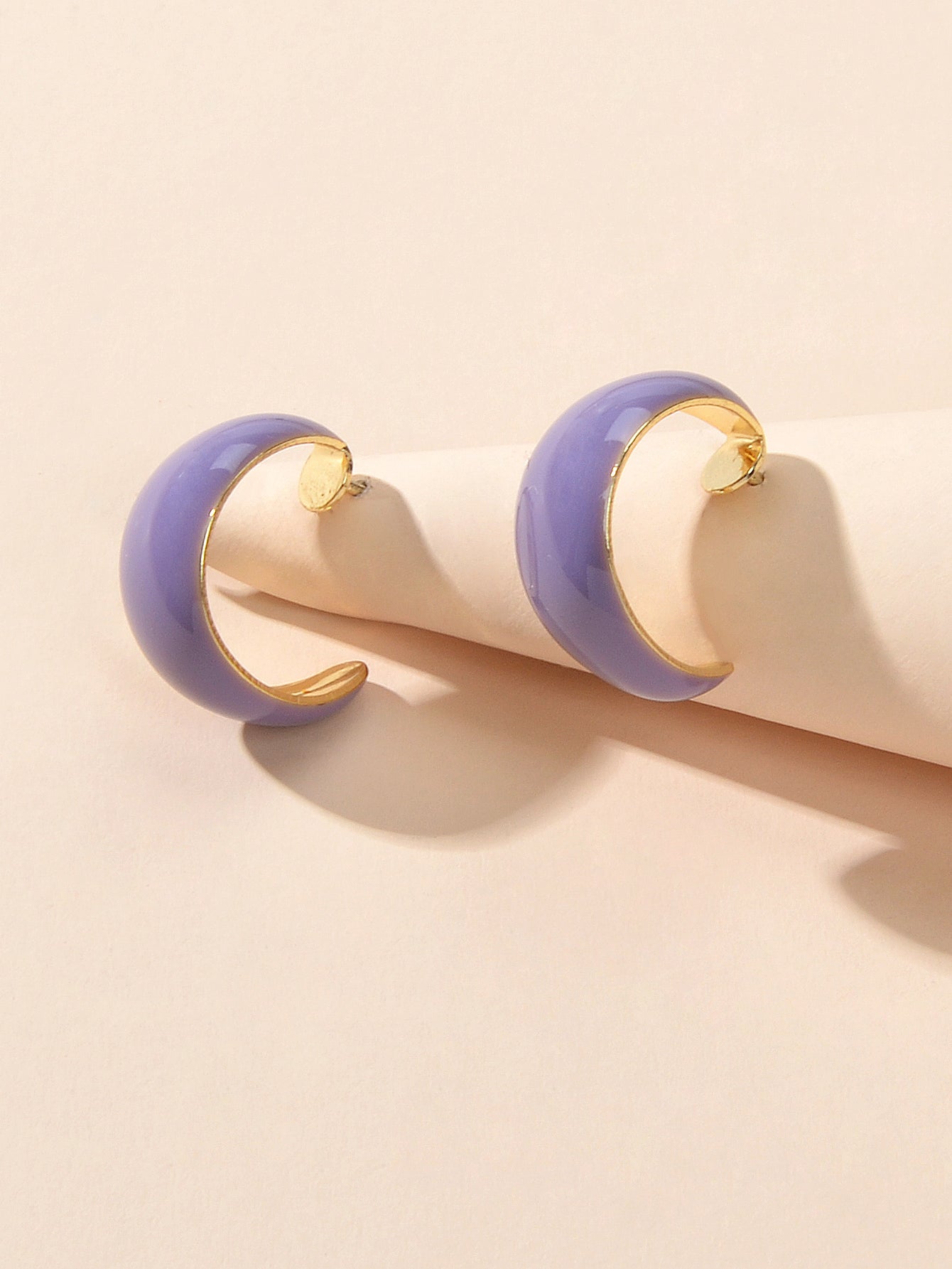 Female Retro Purple Enamel Cute Half Hypoallergenic Hoop Huggie Stud Earrings