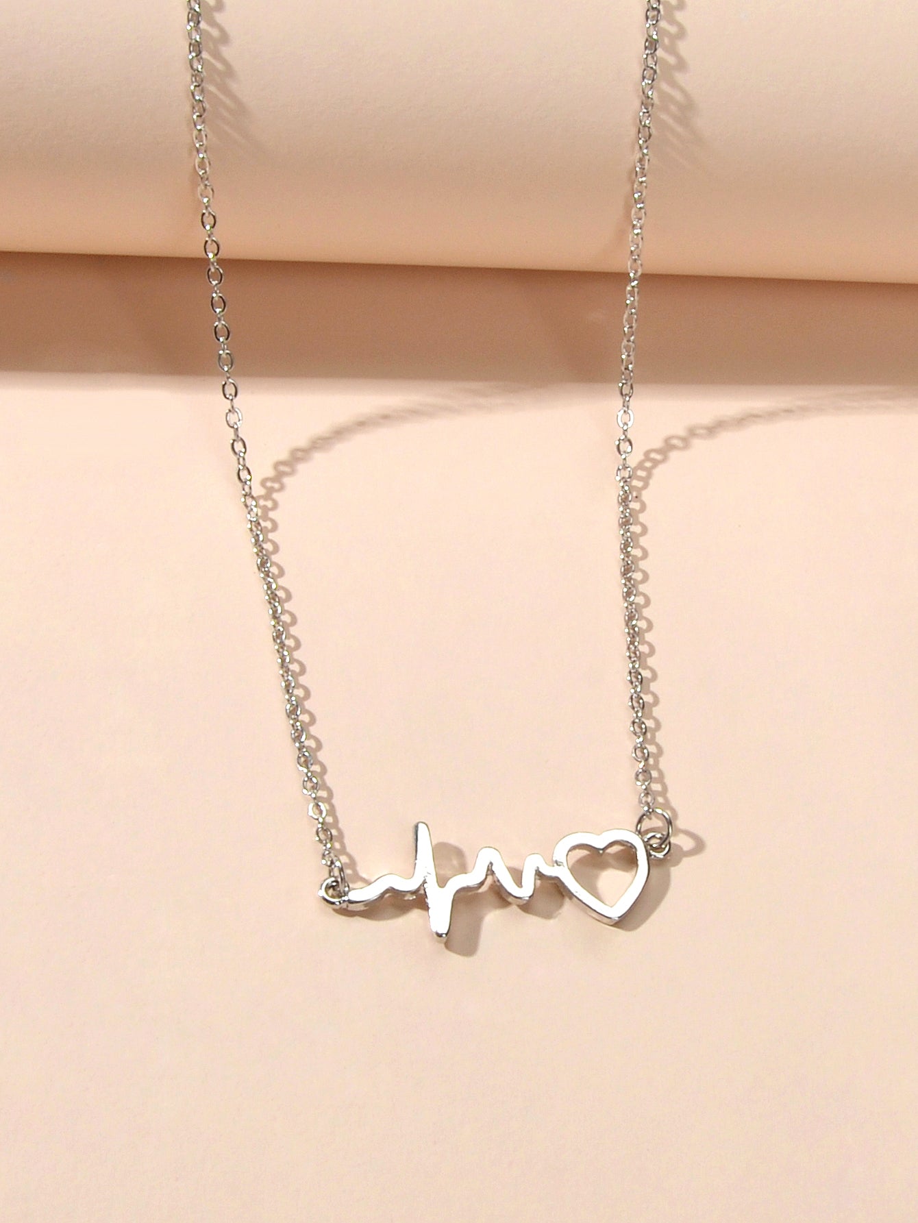 Minimalist Jewelry Gold Silver Chain Heartbeat Pendant Necklace Party Decoration